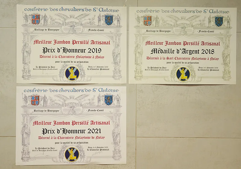 Diplômes de la Confrérie des Chevaliers de Saint-Antoine